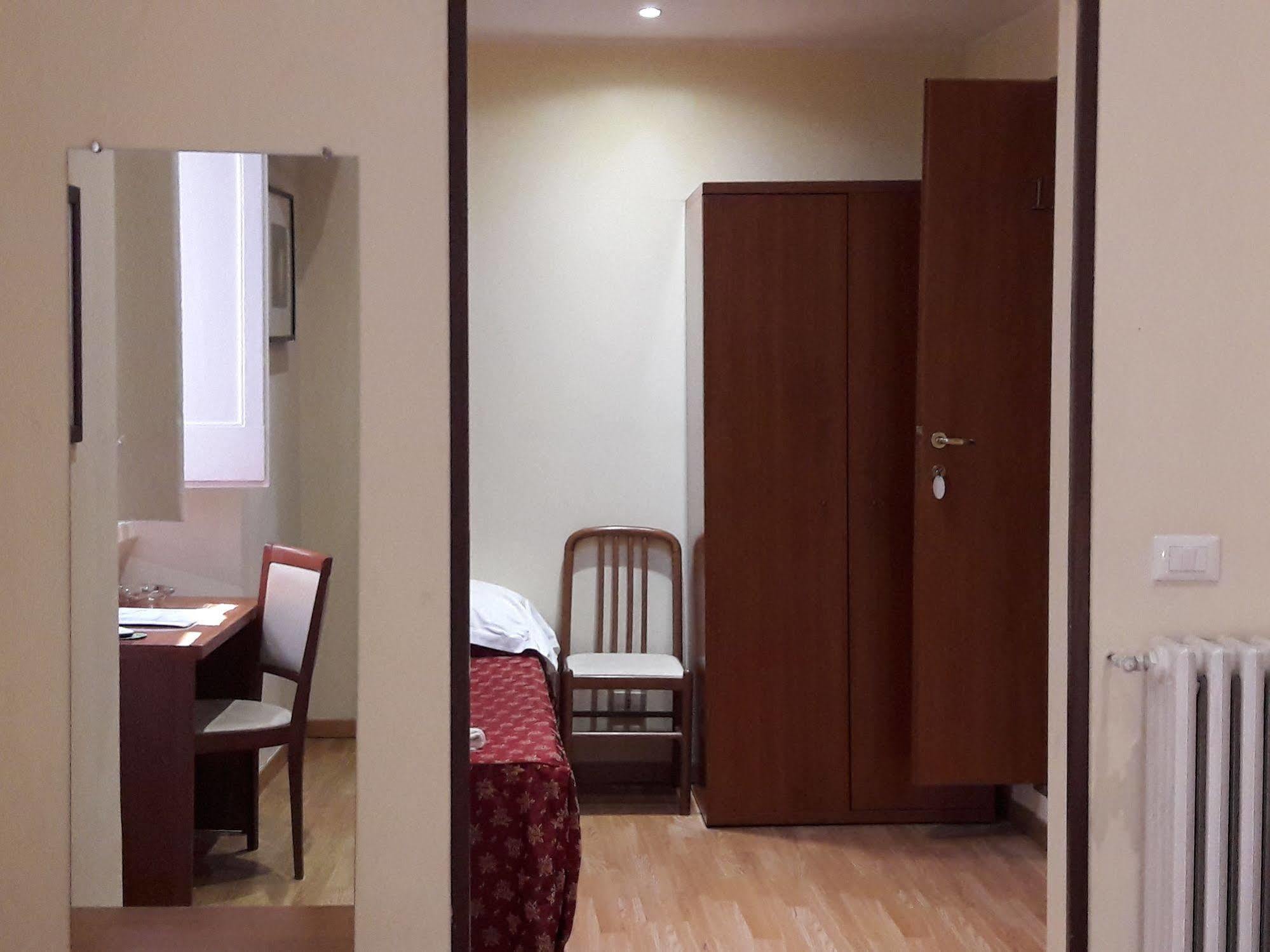 Hotel Mimosa Pantheon Roma Ngoại thất bức ảnh